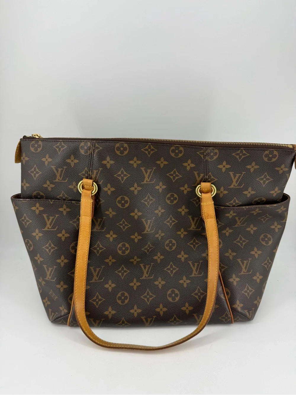 Louis Vuitton Totally Monogram Canvas Shoulder Tote - Picture 3 of 13